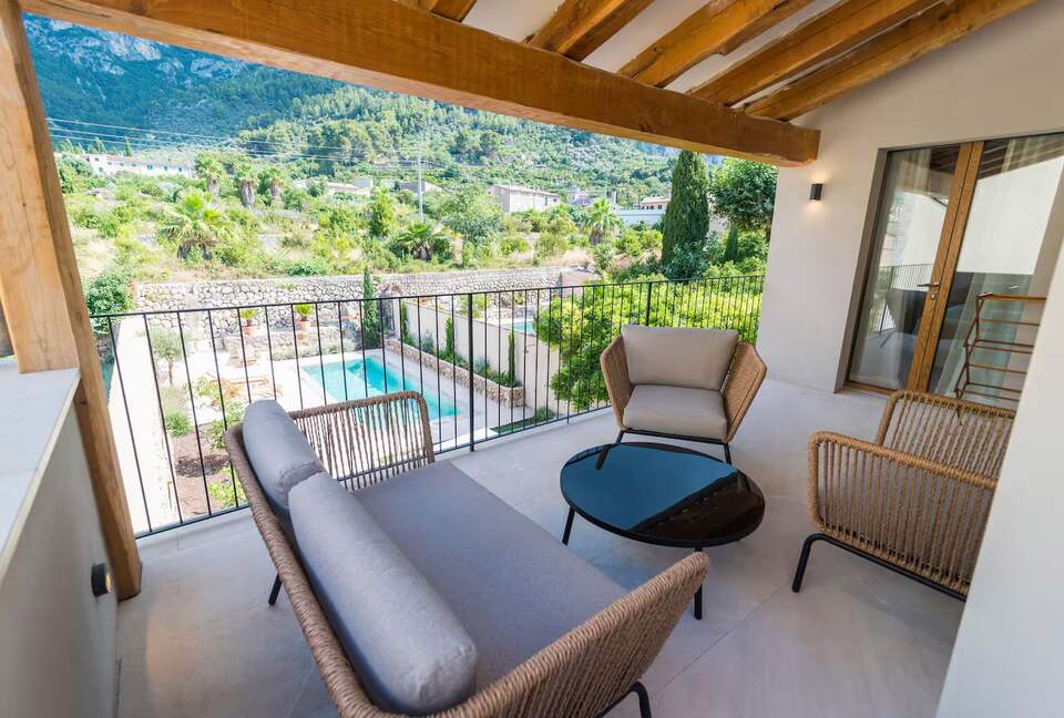 Contemporary Eco House in the Tramuntana Foothills - Sóller, Mallorca, Spain