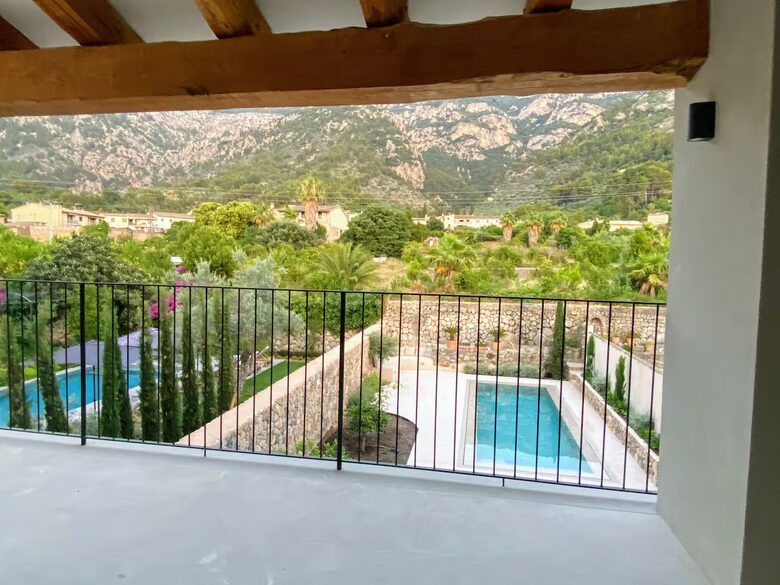 Contemporary Eco House in the Tramuntana Foothills - Sóller, Mallorca, Spain