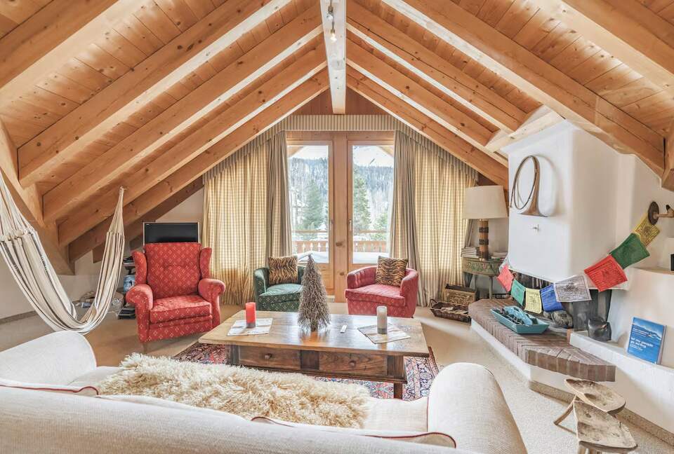 A Sophisticated Alpine Retreat near St. Moritz - Celerina, Switzerland