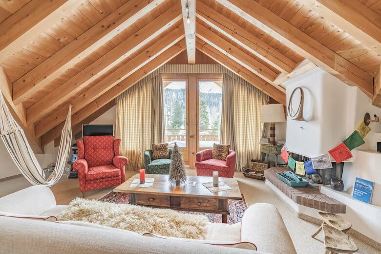 A Sophisticated Alpine Retreat near St. Moritz - Celerina, Switzerland