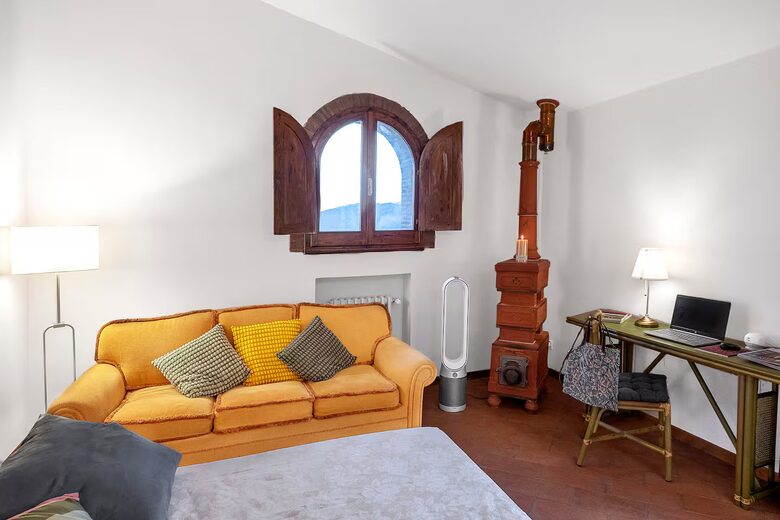 Dimora il Cerro | Tuscan Farmhouse with Panoramic Views - Prato, Italy