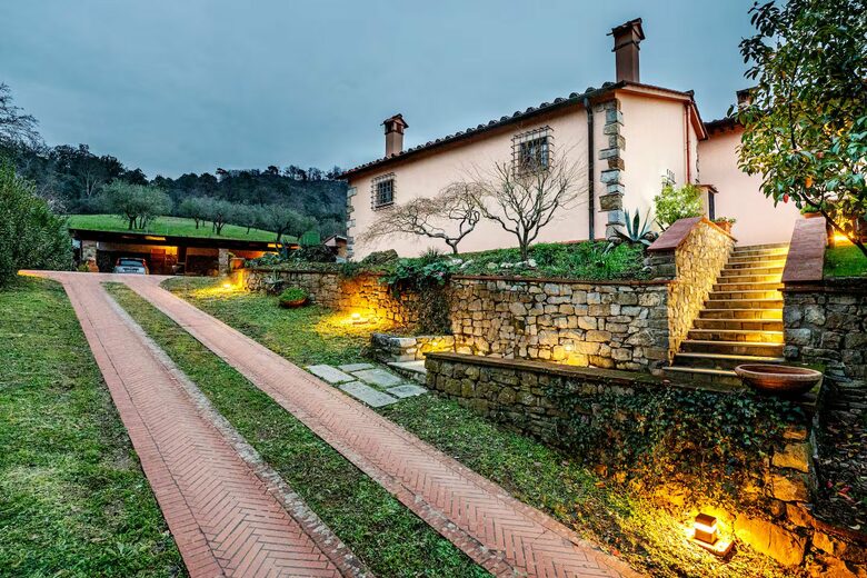 Dimora il Cerro | Tuscan Farmhouse with Panoramic Views - Prato, Italy