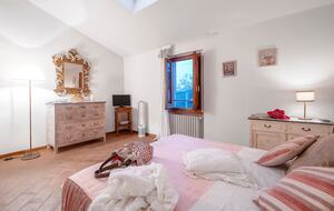 Dimora il Cerro | Tuscan Farmhouse with Panoramic Views - Prato, Italy