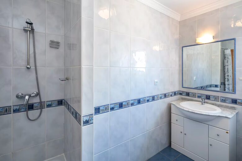 Relaxed Algarve Retreat Near São Rafael Beach - Albufeira, Portugal