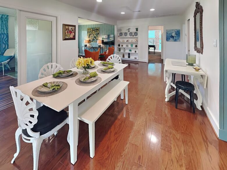 Relaxed Gulf Coast Escape in Jamaica Beach - Jamaica Beach, Texas