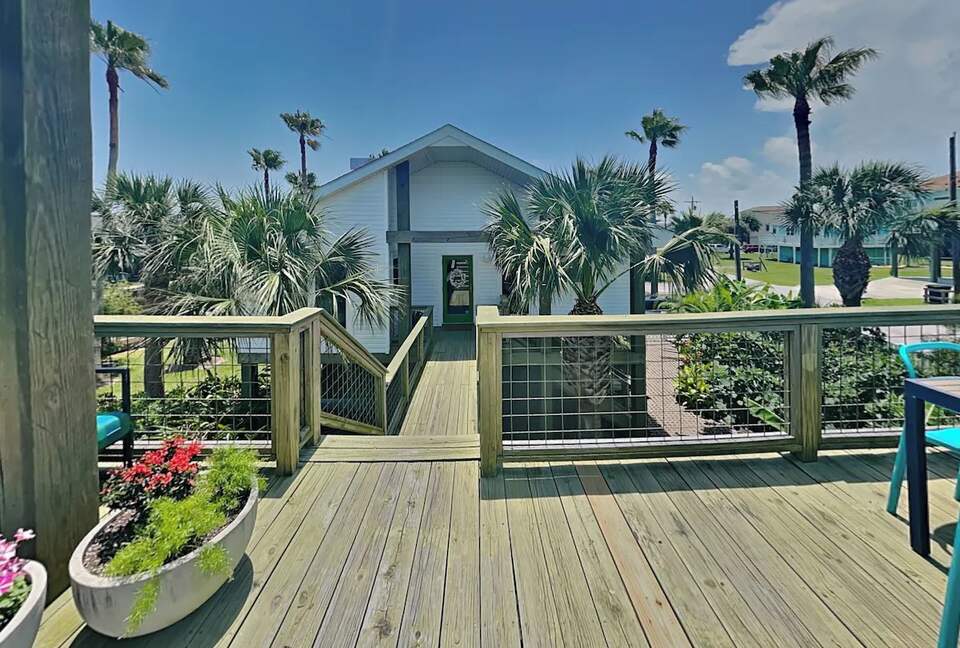 Relaxed Gulf Coast Escape in Jamaica Beach - Jamaica Beach, Texas