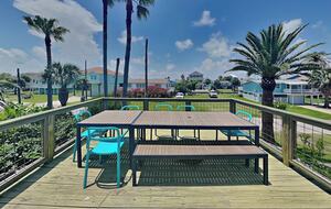 Relaxed Gulf Coast Escape in Jamaica Beach - Jamaica Beach, Texas