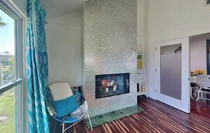 Relaxed Gulf Coast Escape in Jamaica Beach - Jamaica Beach, Texas