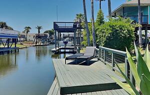 Relaxed Gulf Coast Escape in Jamaica Beach - Jamaica Beach, Texas