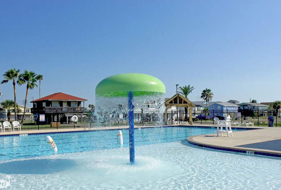 Relaxed Gulf Coast Escape in Jamaica Beach - Jamaica Beach, Texas