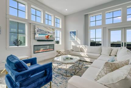 Upscale Port Aransas Beach Retreat Steps from the Sand - Port Aransas, Texas