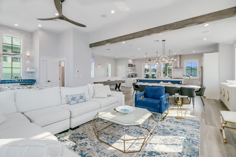 Upscale Port Aransas Beach Retreat Steps from the Sand - Port Aransas, Texas