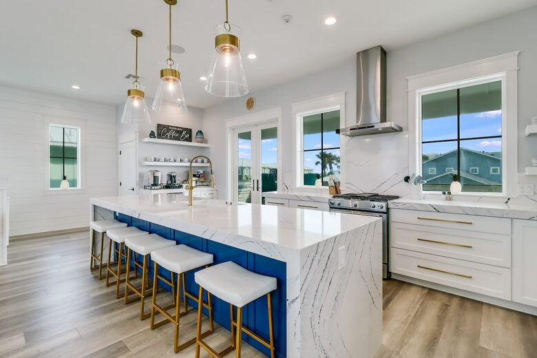 Upscale Port Aransas Beach Retreat Steps from the Sand - Port Aransas, Texas