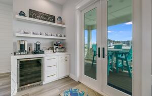 Upscale Port Aransas Beach Retreat Steps from the Sand - Port Aransas, Texas