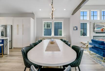 Upscale Port Aransas Beach Retreat Steps from the Sand - Port Aransas, Texas