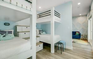 Upscale Port Aransas Beach Retreat Steps from the Sand - Port Aransas, Texas