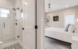 Upscale Port Aransas Beach Retreat Steps from the Sand - Port Aransas, Texas