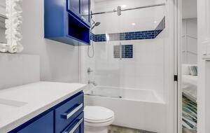 Upscale Port Aransas Beach Retreat Steps from the Sand - Port Aransas, Texas