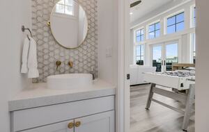 Upscale Port Aransas Beach Retreat Steps from the Sand - Port Aransas, Texas