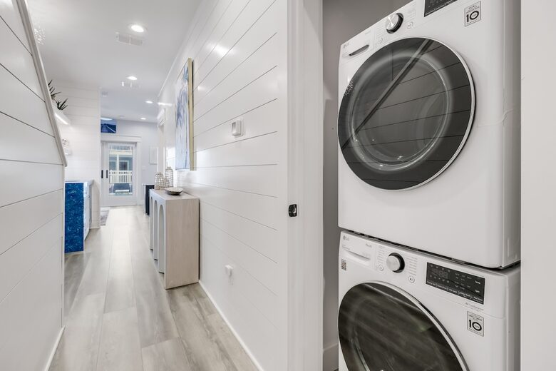 Upscale Port Aransas Beach Retreat Steps from the Sand - Port Aransas, Texas