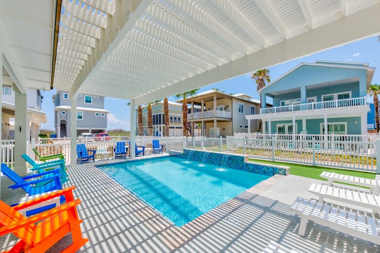 Upscale Port Aransas Beach Retreat Steps from the Sand - Port Aransas, Texas