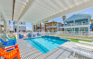 Upscale Port Aransas Beach Retreat Steps from the Sand - Port Aransas, Texas