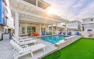 Upscale Port Aransas Beach Retreat Steps from the Sand - Port Aransas, Texas