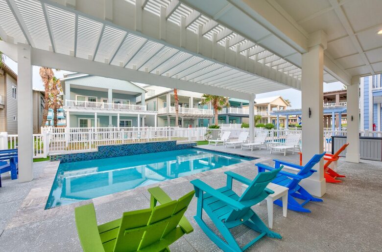 Upscale Port Aransas Beach Retreat Steps from the Sand - Port Aransas, Texas