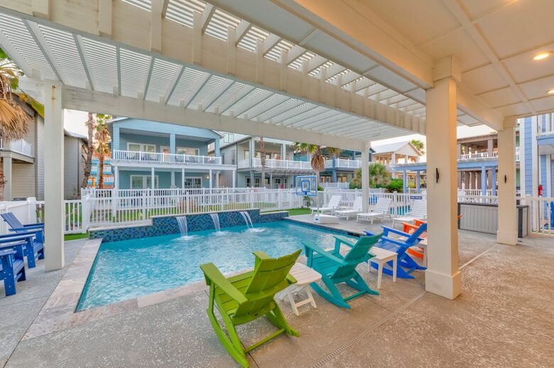 Upscale Port Aransas Beach Retreat Steps from the Sand - Port Aransas, Texas
