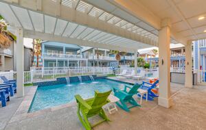 Upscale Port Aransas Beach Retreat Steps from the Sand - Port Aransas, Texas