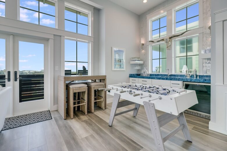 Upscale Port Aransas Beach Retreat Steps from the Sand - Port Aransas, Texas