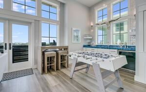 Upscale Port Aransas Beach Retreat Steps from the Sand - Port Aransas, Texas