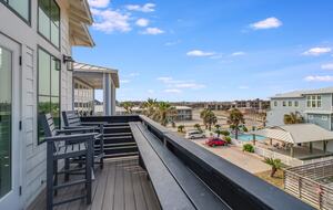 Upscale Port Aransas Beach Retreat Steps from the Sand - Port Aransas, Texas