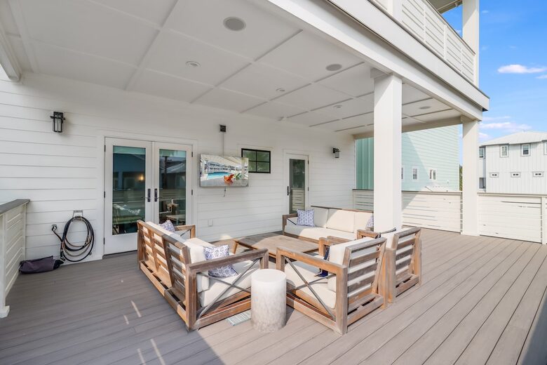 Upscale Port Aransas Beach Retreat Steps from the Sand - Port Aransas, Texas