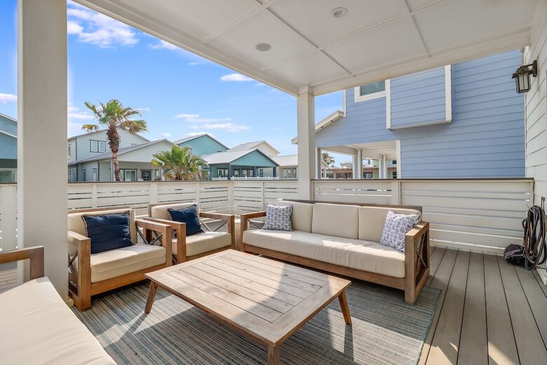 Upscale Port Aransas Beach Retreat Steps from the Sand - Port Aransas, Texas