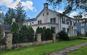 Historic Family Estate with Indoor Hot Tub in Upstate New York - New Berlin, New York