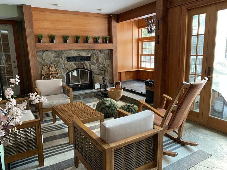 Historic Family Estate with Indoor Hot Tub in Upstate New York - New Berlin, New York