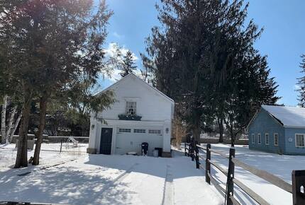 Historic Family Estate with Indoor Hot Tub in Upstate New York - New Berlin, New York