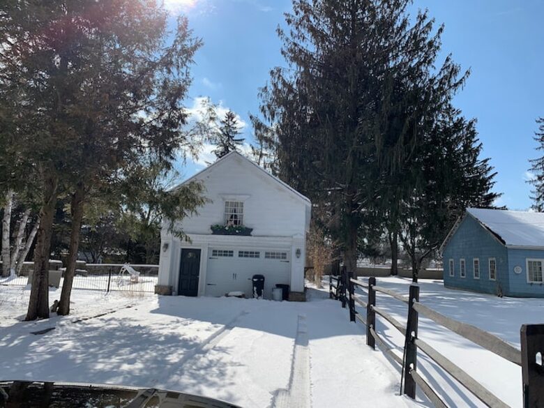 Historic Family Estate with Indoor Hot Tub in Upstate New York - New Berlin, New York