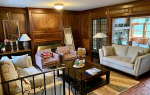 Historic Family Estate with Indoor Hot Tub in Upstate New York - New Berlin, New York