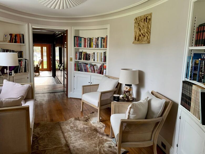 Historic Family Estate with Indoor Hot Tub in Upstate New York - New Berlin, New York