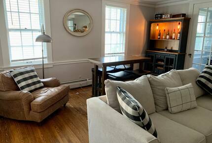 Historic Family Estate with Indoor Hot Tub in Upstate New York - New Berlin, New York