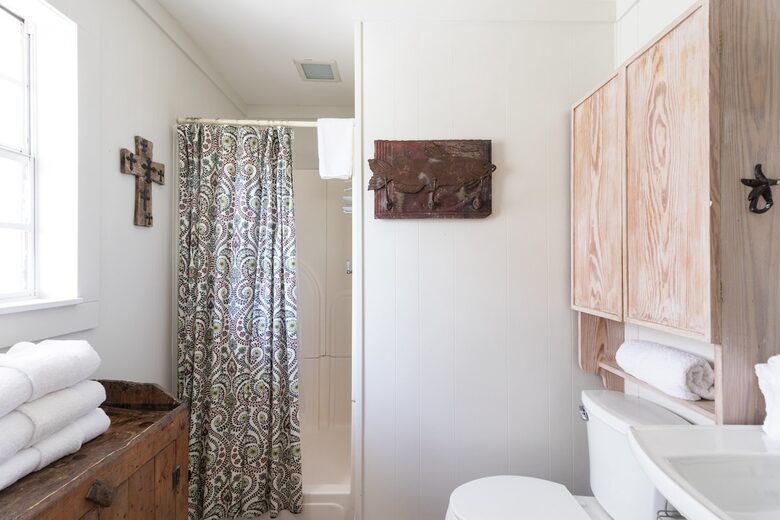 Classic Gulf Shores Cottage with Private Beach Access - Gulf Shores, Alabama