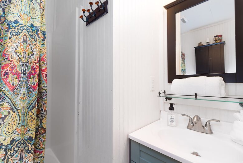 Classic Gulf Shores Cottage with Private Beach Access - Gulf Shores, Alabama