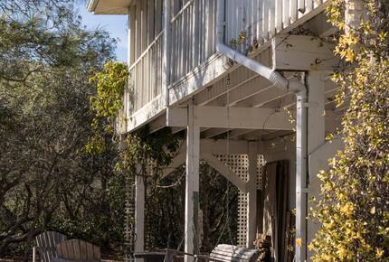 Classic Gulf Shores Cottage with Private Beach Access - Gulf Shores, Alabama