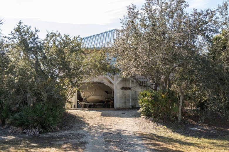 Classic Gulf Shores Cottage with Private Beach Access - Gulf Shores, Alabama