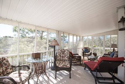 Classic Gulf Shores Cottage with Private Beach Access - Gulf Shores, Alabama