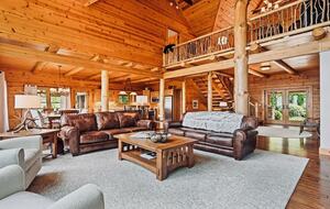 Seven-Acre Mountain Lodge with Long-Range Smoky Views - Maggie Valley, North Carolina