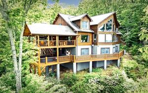 Seven-Acre Mountain Lodge with Long-Range Smoky Views - Maggie Valley, North Carolina