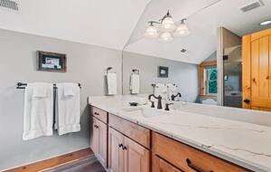 Seven-Acre Mountain Lodge with Long-Range Smoky Views - Maggie Valley, North Carolina